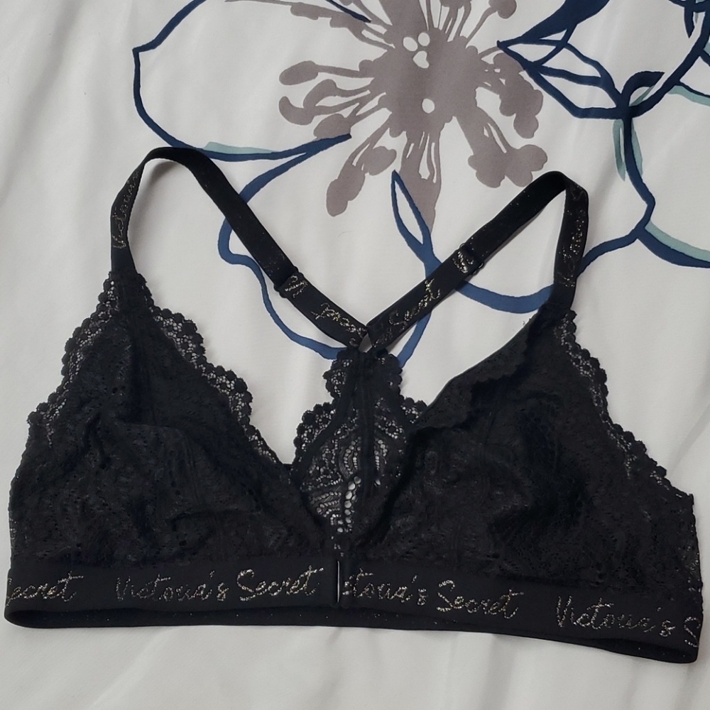 Victoria Secret size XL black lace bralette